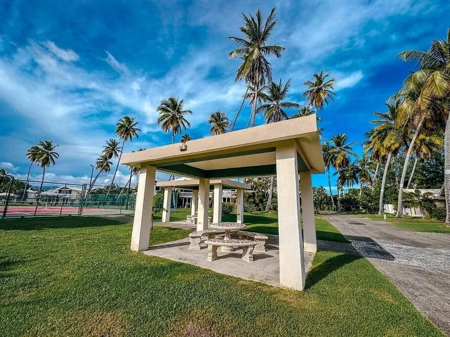 Casa Arroyo Oceanfront Apt In Campomar Resort
